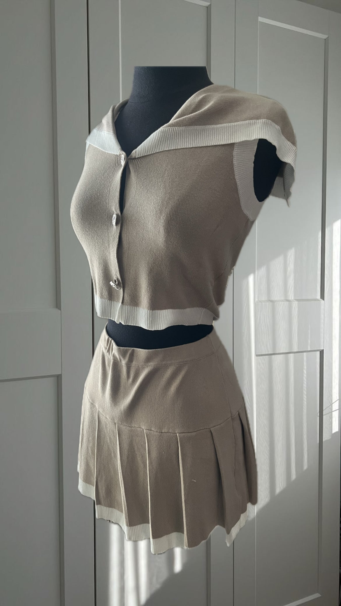 Knitted vest set