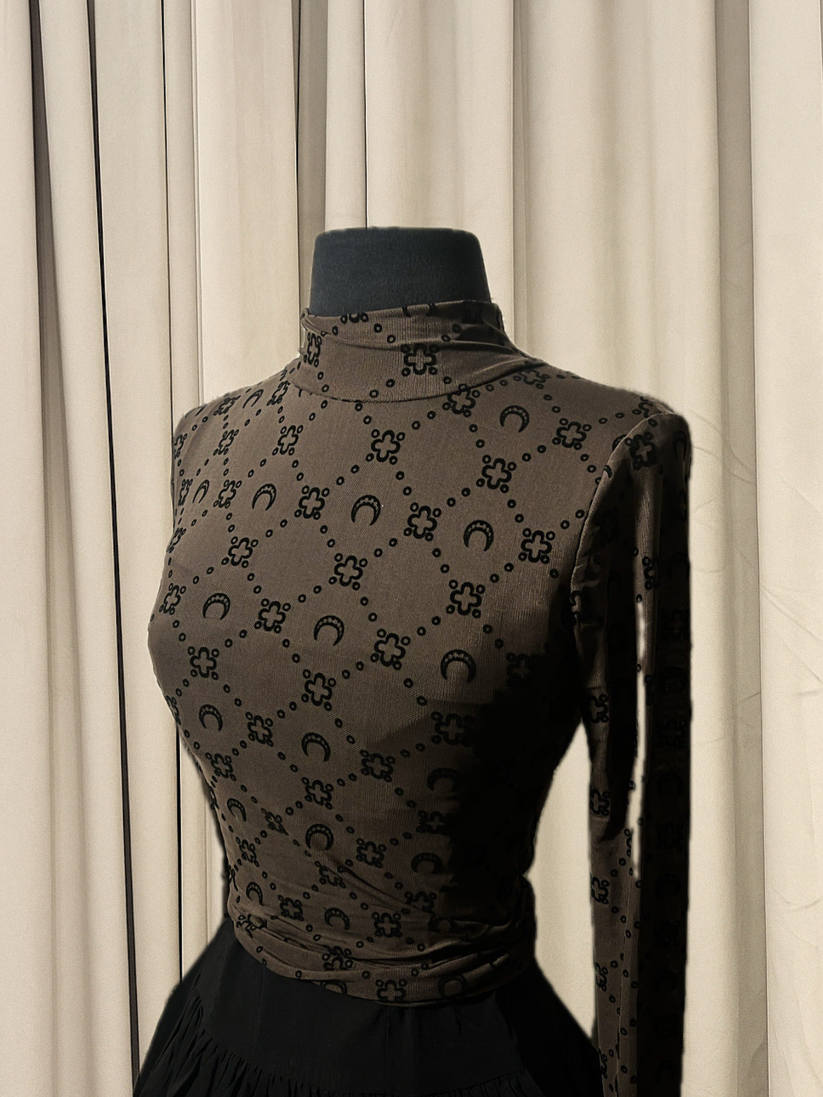 Marine top
